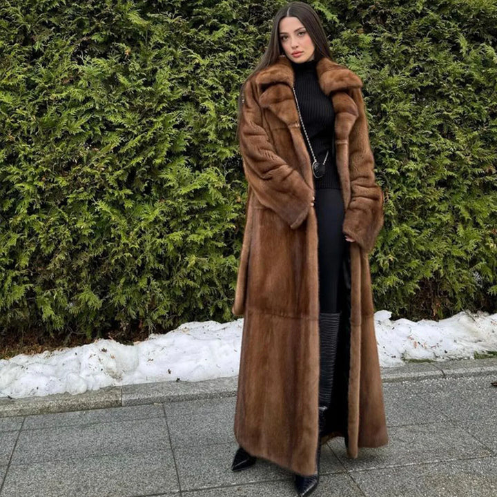 Naomi - Luxury Women's Genuine Mink Fur Coat