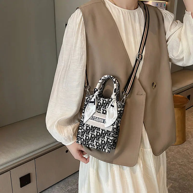 Hazel - Embroidery Luxury Canvas Tote Bag for Women