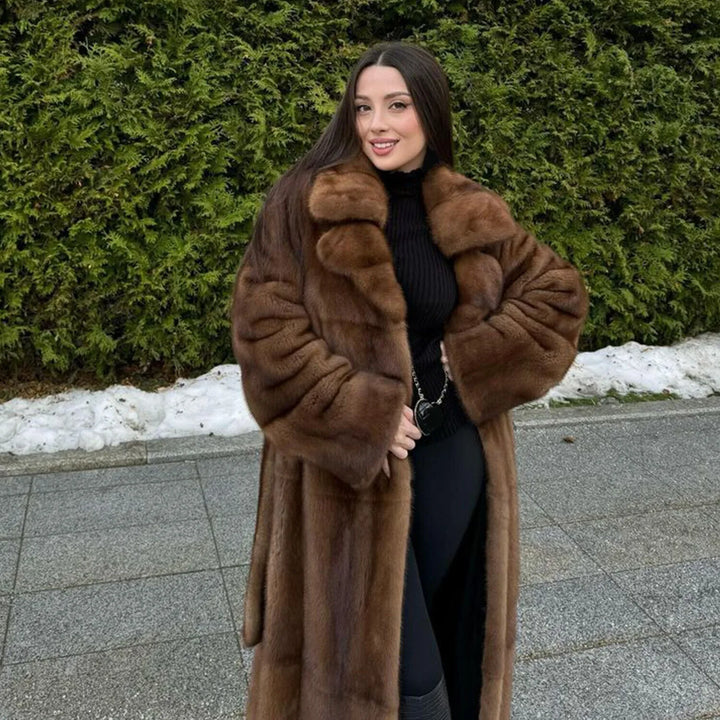Naomi - Luxury Women's Genuine Mink Fur Coat