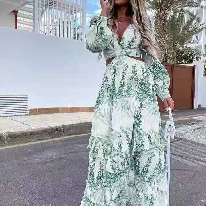 LuisaGlow | Elegant and flowy beach dress